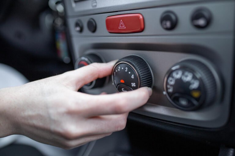 Recharger la climatisation d'une voiture soi-même